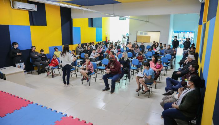 Laranjeiras - Centro da Juventude promove encontro voltado aos pais